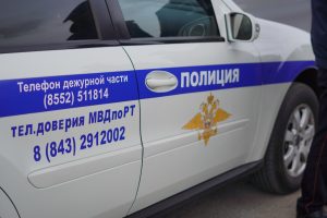 Ночной набег на киоск в Челнах: украл пельмени, но не донёс до дома